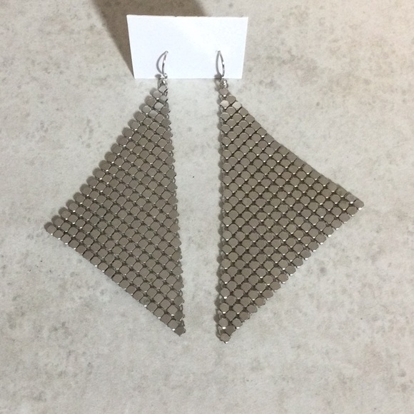 Silver triangle mesh shiny drop earrings - Picture 1 of 7